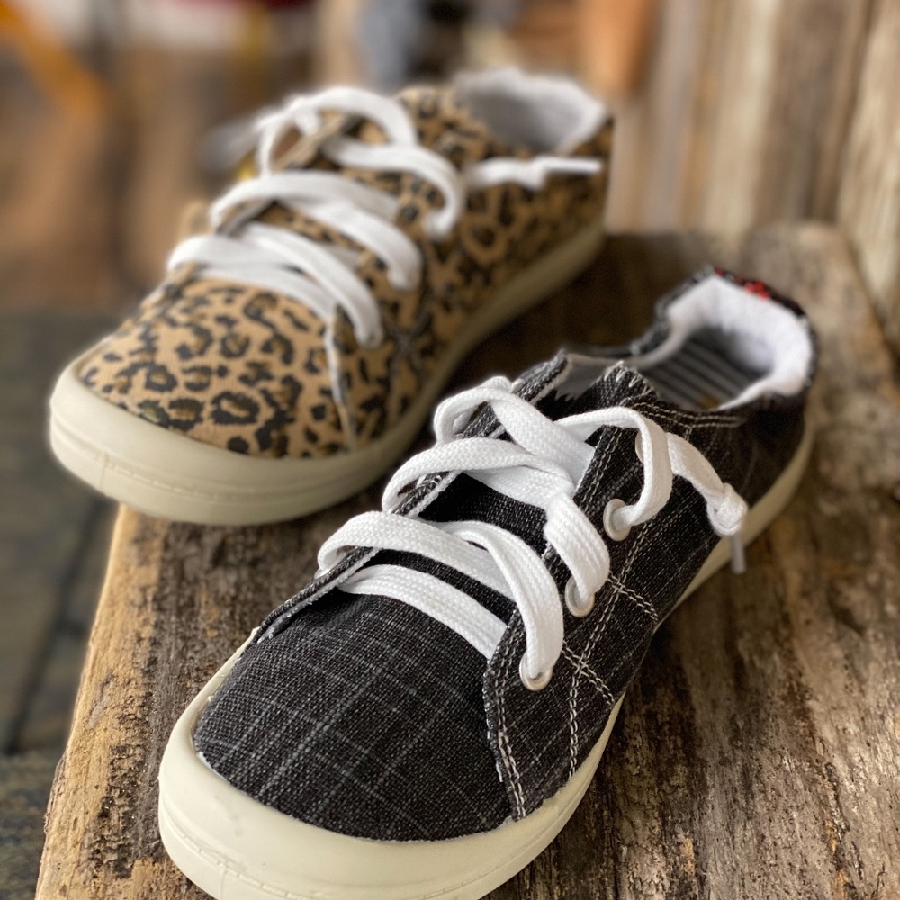 Madeline Girl - Jelly Bean Canvas Shoes  - Leopard